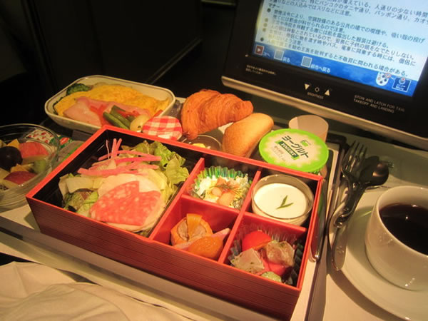 2010年12月 日本航空 / JAL JL33 機内食