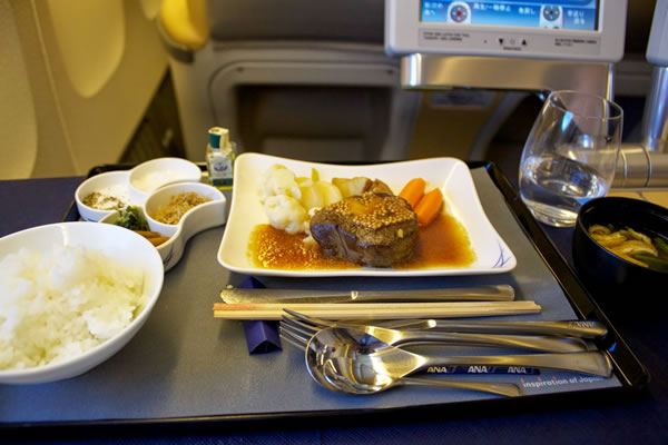 2011年2月 全日空 / ANA NH106 機内食