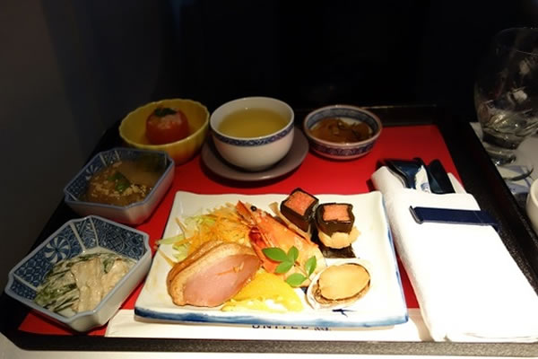 2015年2月 ユナイテッド航空 UA876 機内食