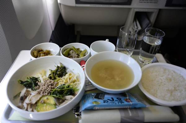 2016年8月 大韓航空 KE2708 機内食