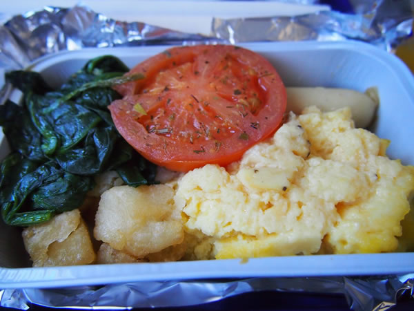 2015年1月 中国東方航空 MU537 機内食
