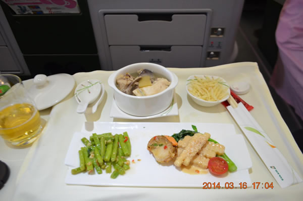 2014年3月 エバー航空 BR190 機内食