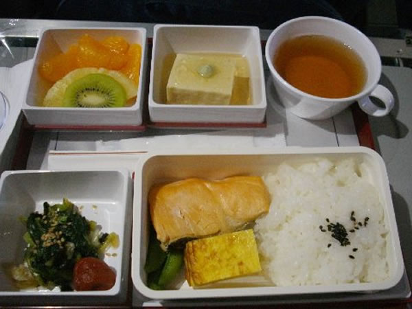 2011年12月 チャイナエアライン CI223 機内食