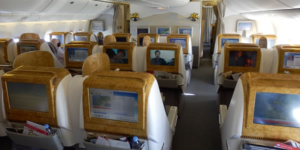 エミレーツ航空 B777-200LR ビジネスクラス
